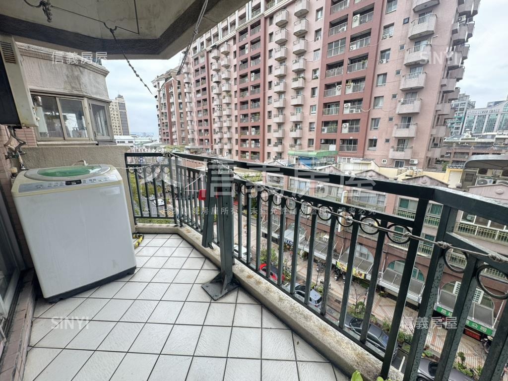 海德堡公園特區四房車位房屋室內格局與周邊環境