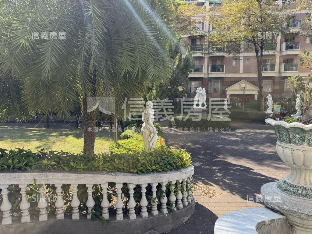 海德堡公園特區四房車位房屋室內格局與周邊環境