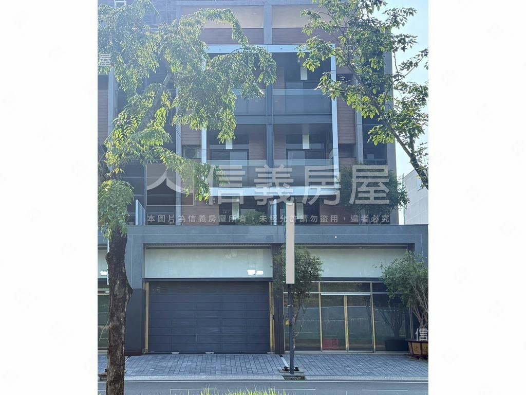 東區屋齡約十年雙車店墅房屋室內格局與周邊環境