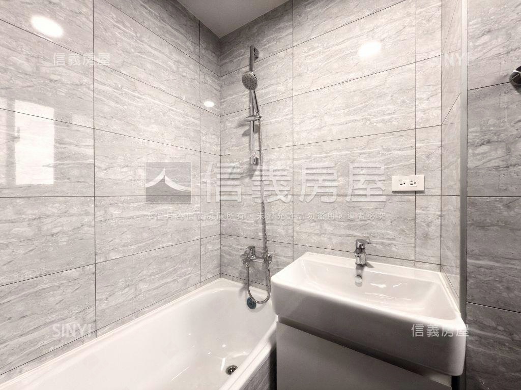 Ａ９專任高樓露臺景觀戶房屋室內格局與周邊環境