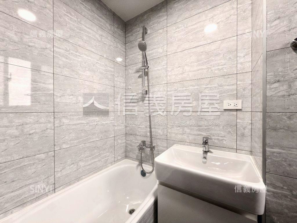 Ａ９專任高樓露臺景觀戶房屋室內格局與周邊環境