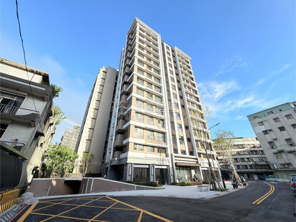 城中央低總方正２房房屋室內格局與周邊環境