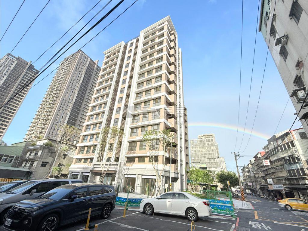 城中央低總方正２房房屋室內格局與周邊環境