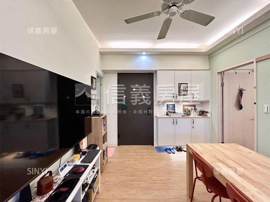 專任水公園視野美裝潢兩房房屋室內格局與周邊環境