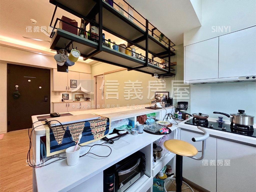 專任水公園視野美裝潢兩房房屋室內格局與周邊環境