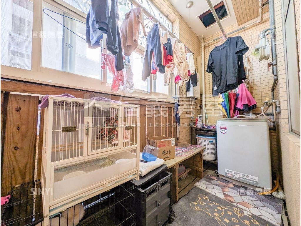 副都心最高峰高樓朝南房屋室內格局與周邊環境