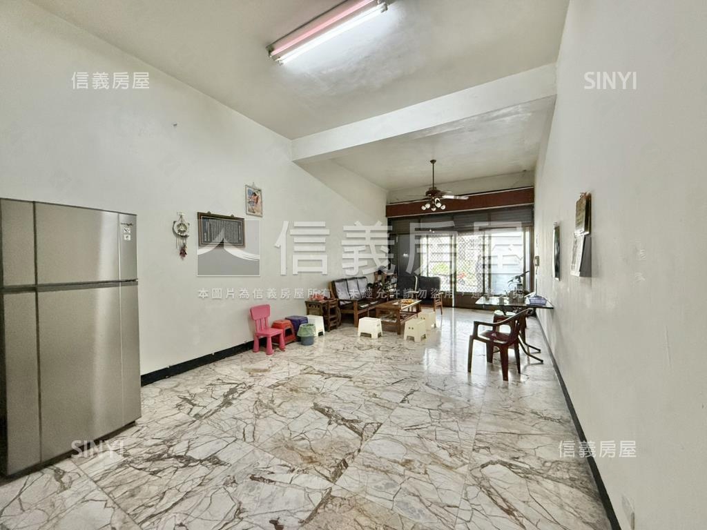 近三村國小美店住稀有釋出房屋室內格局與周邊環境