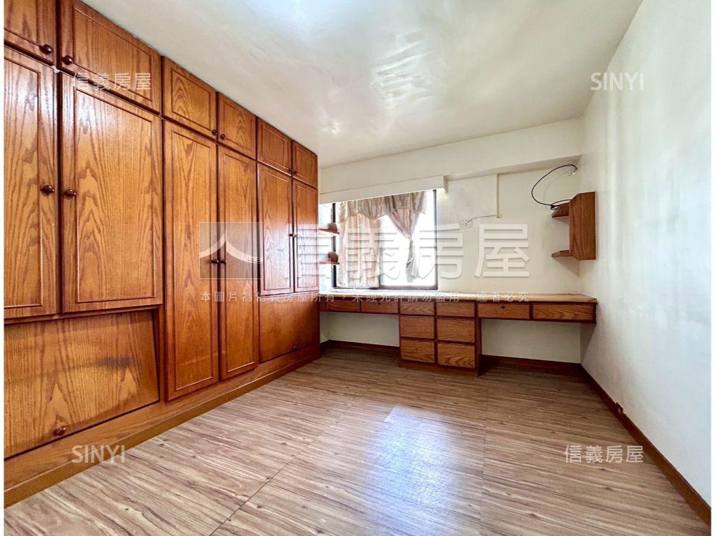 文山特區，寬敞大三房房屋室內格局與周邊環境