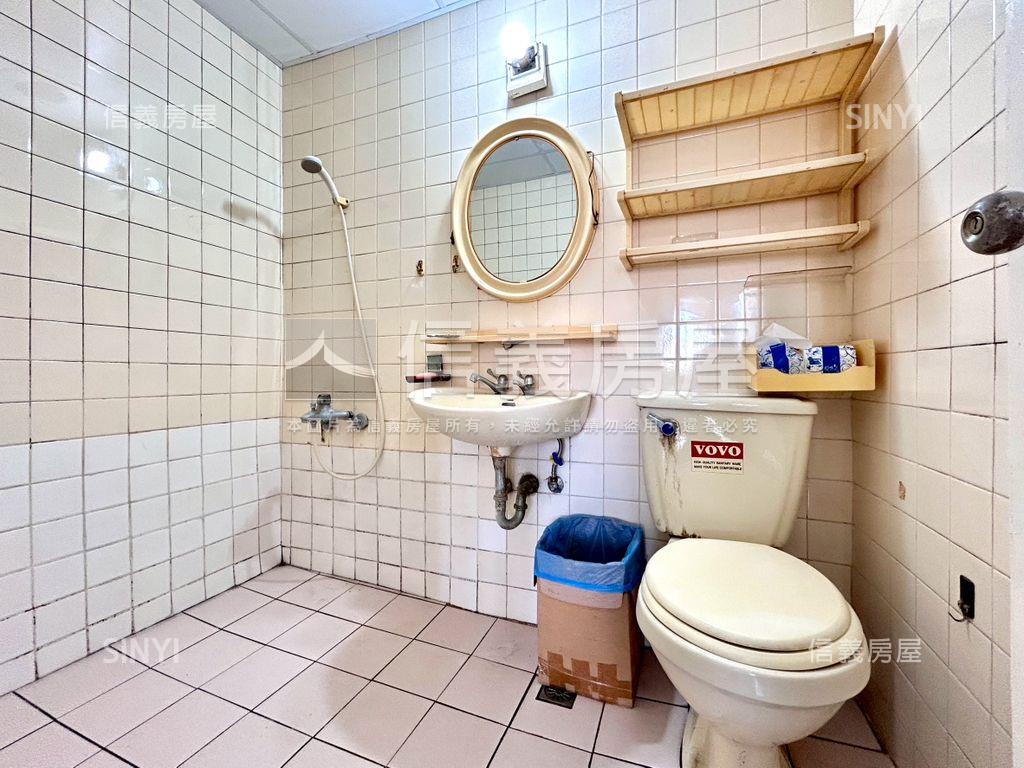 文山特區，寬敞大三房房屋室內格局與周邊環境