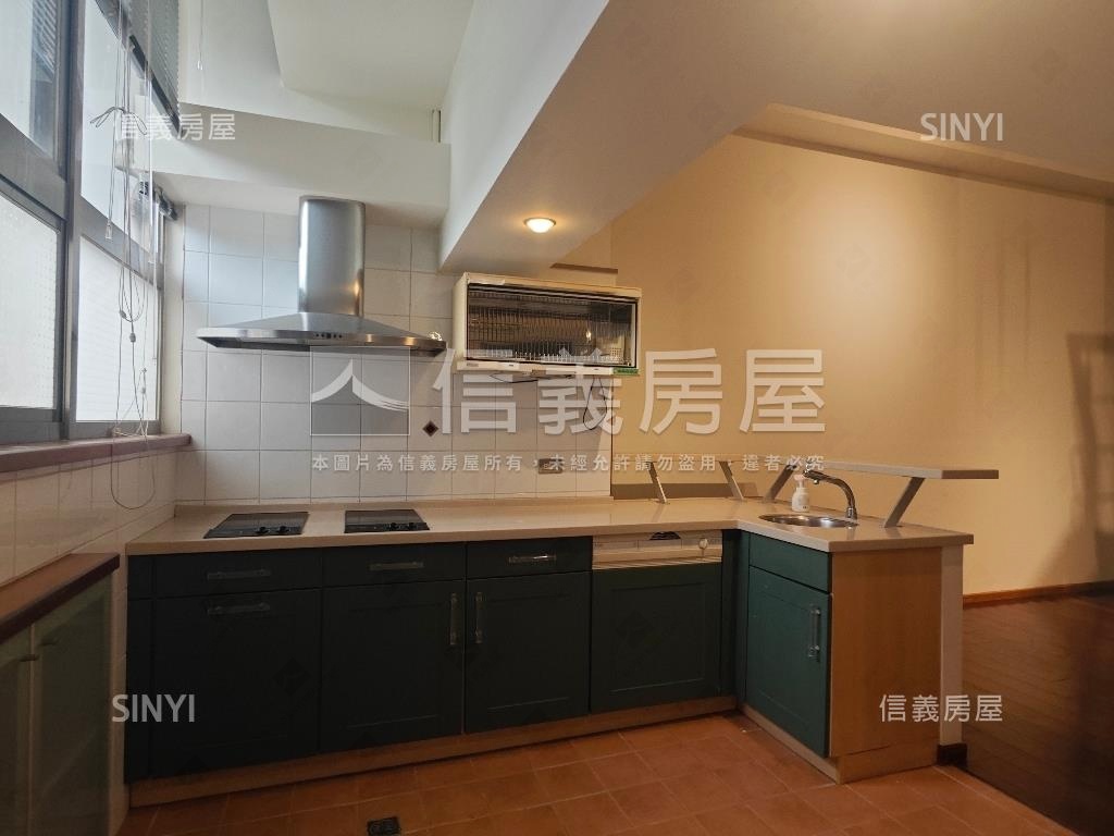 信義計畫挑高時代房屋室內格局與周邊環境