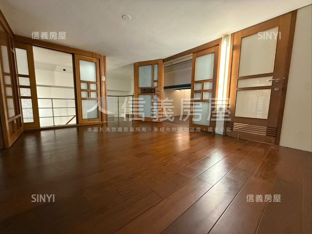信義計畫挑高時代房屋室內格局與周邊環境