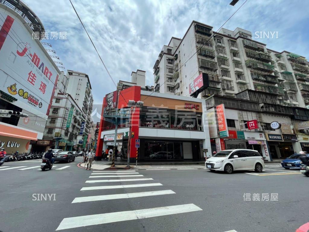 佳瑪商圈獨立權狀平面車位房屋室內格局與周邊環境