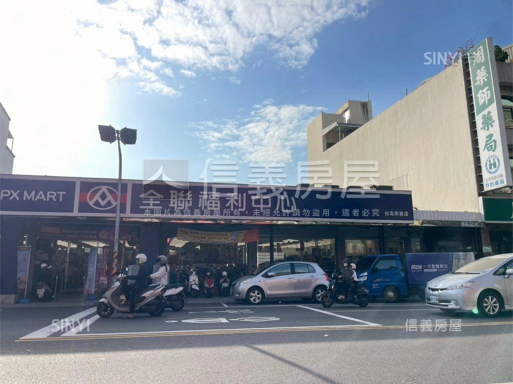 崇善十一街邊間透天房屋室內格局與周邊環境