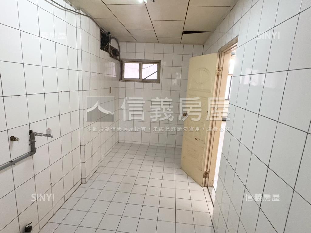新＞近七張捷運公寓房屋室內格局與周邊環境
