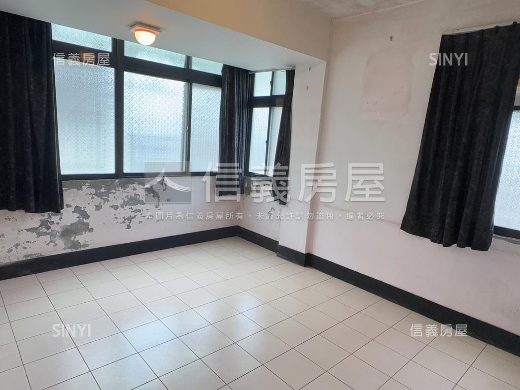新＞近七張捷運公寓房屋室內格局與周邊環境