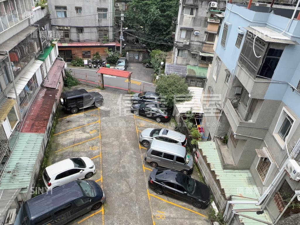 新＞近七張捷運公寓房屋室內格局與周邊環境