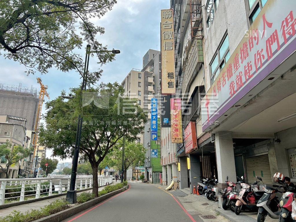 雄中商圈幸福川水岸景觀宅房屋室內格局與周邊環境