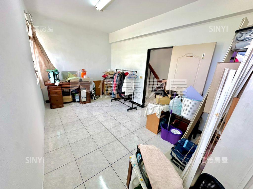 近仁雄成低總透天房屋室內格局與周邊環境