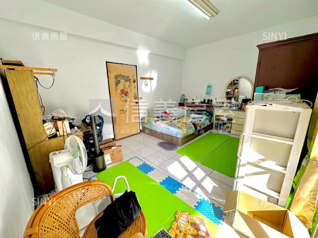 近仁雄成低總透天房屋室內格局與周邊環境