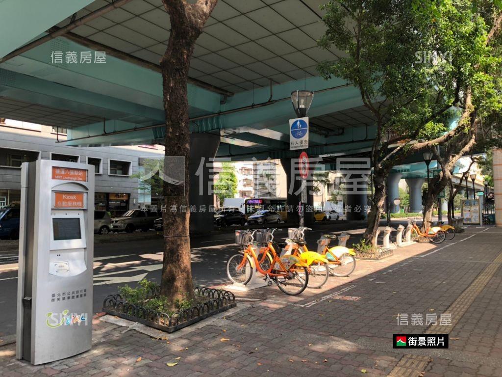 都更黑土屋●預約說明房屋室內格局與周邊環境