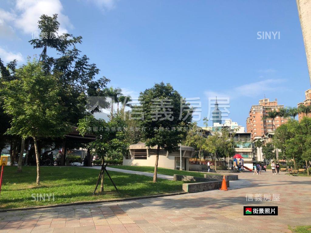 都更黑土屋●預約說明房屋室內格局與周邊環境