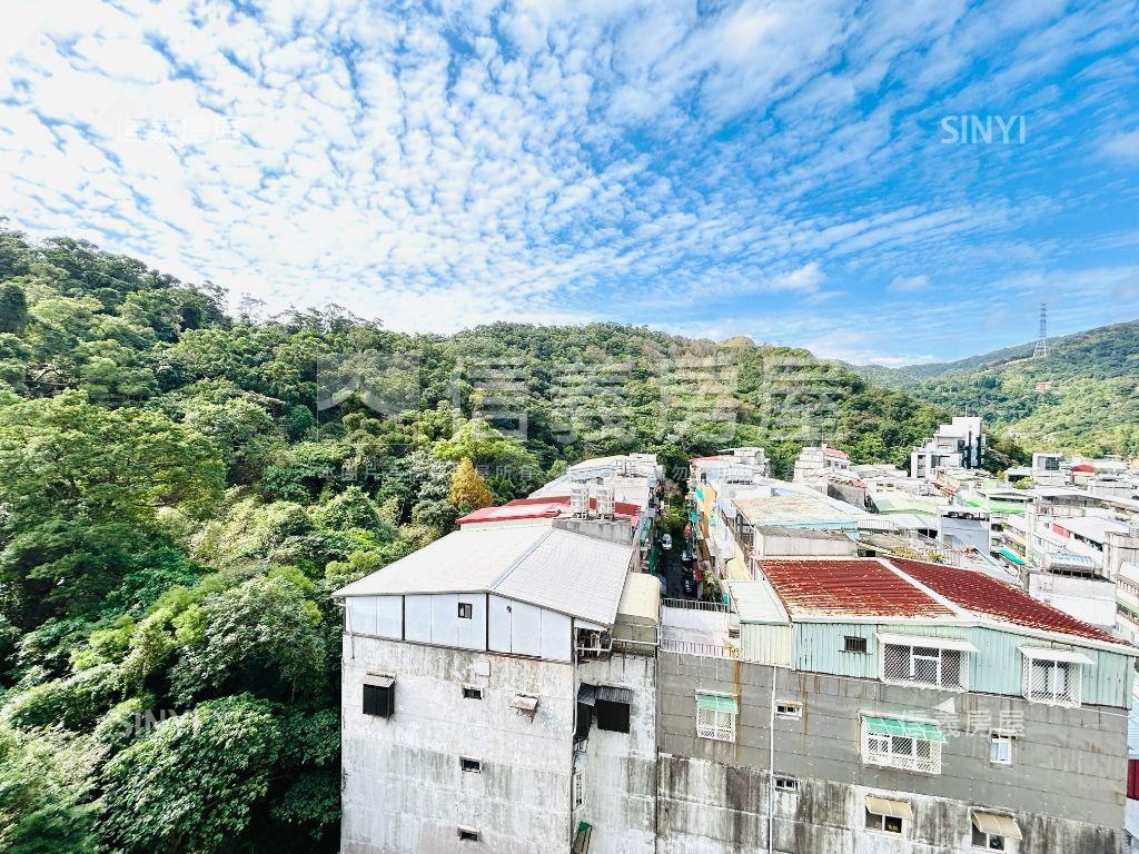 內湖站‧高樓山景２房車位房屋室內格局與周邊環境