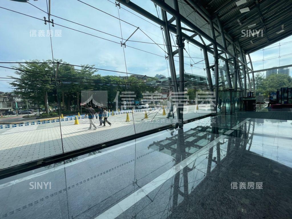 南港ＡＩ研發總部房屋室內格局與周邊環境