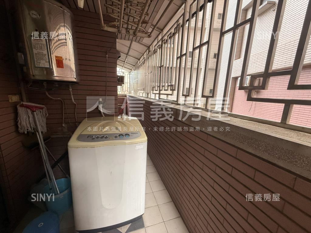 荷蘭澄園兩房平車房屋室內格局與周邊環境
