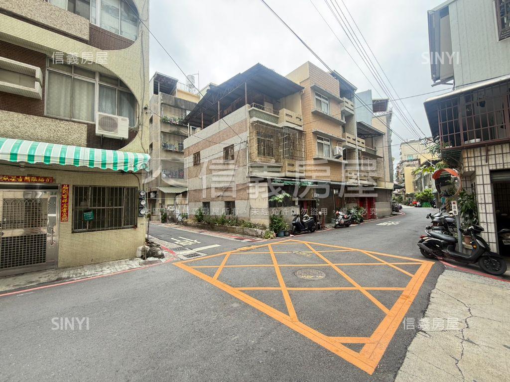 英明商圈｜角窗透天聚財宅房屋室內格局與周邊環境