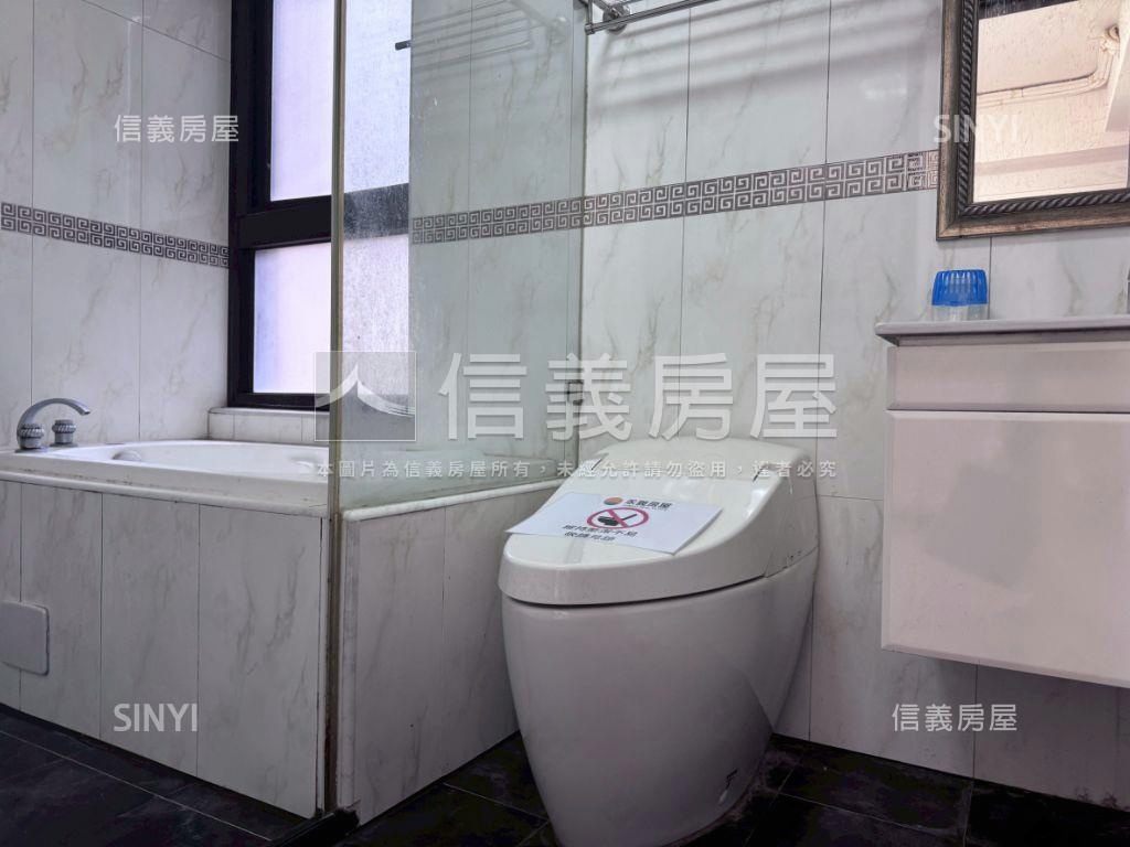 心中的日月綠意三房車位房屋室內格局與周邊環境
