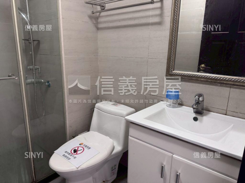 心中的日月綠意三房車位房屋室內格局與周邊環境