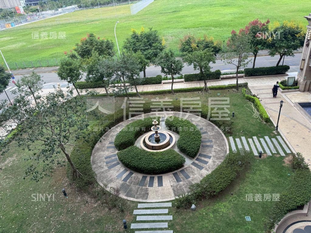 心中的日月綠意三房車位房屋室內格局與周邊環境