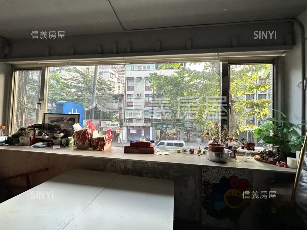臨木新路２樓房屋室內格局與周邊環境