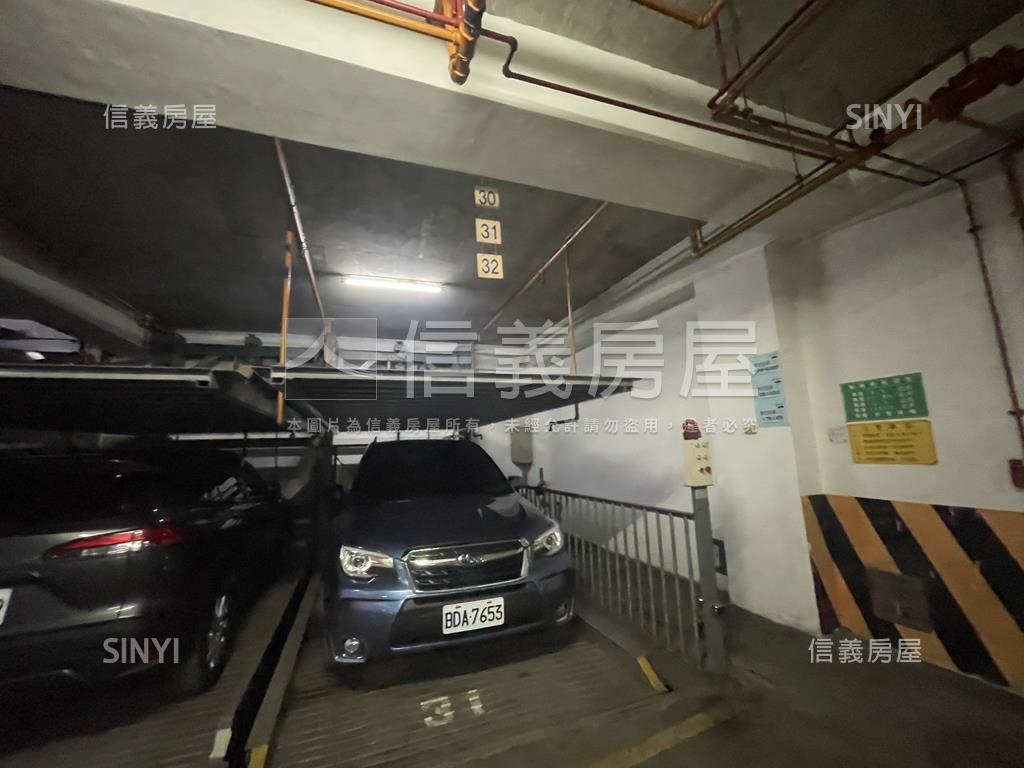 巨蛋新市民·平移車位房屋室內格局與周邊環境