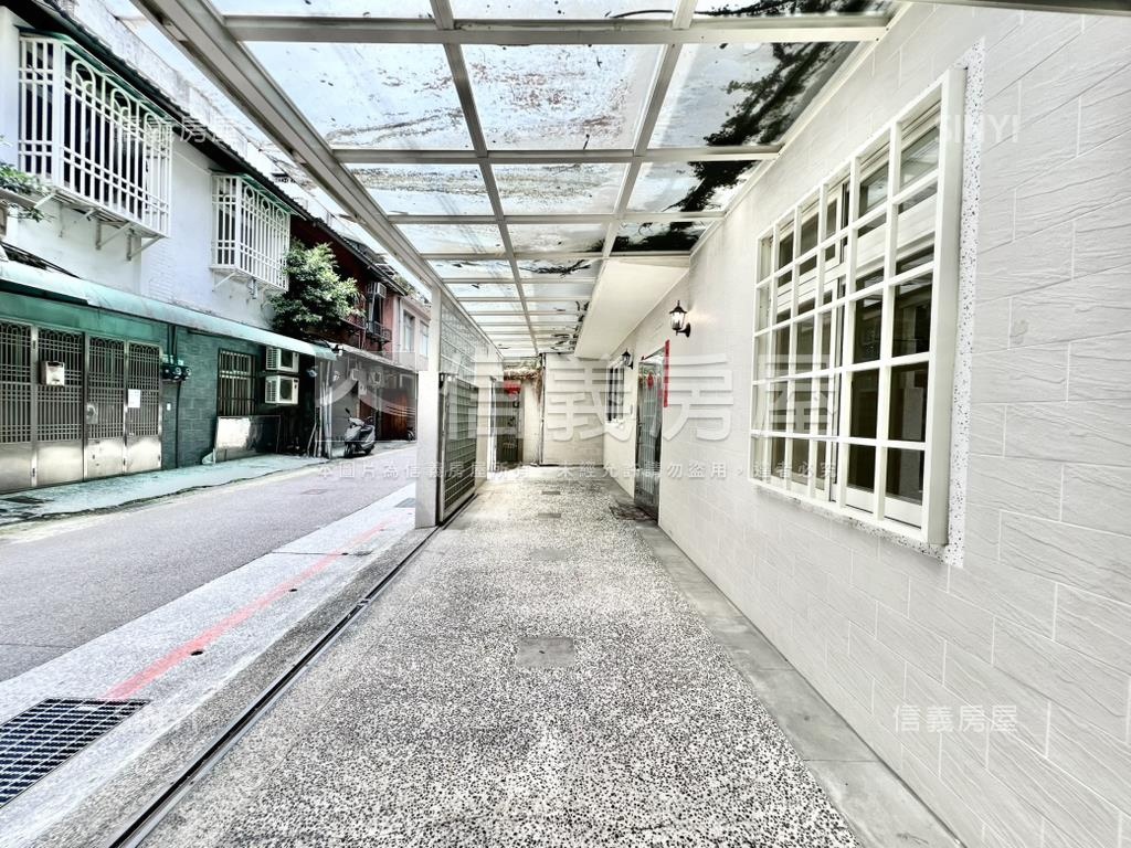敦化學區面寬一樓大車庫房屋室內格局與周邊環境
