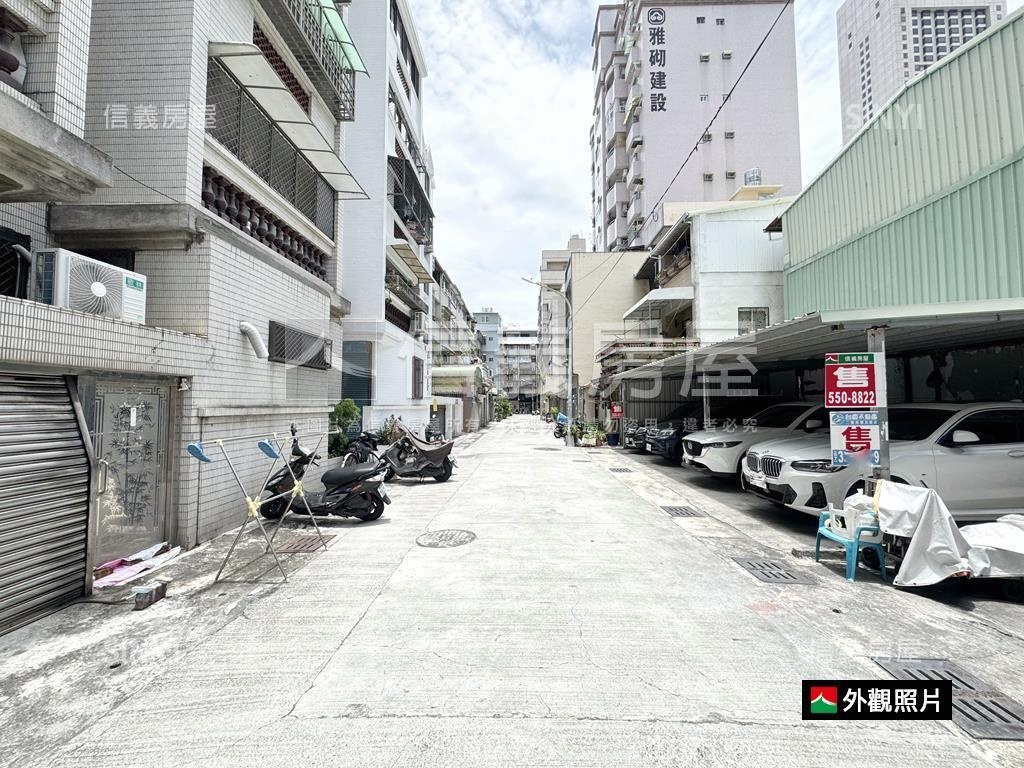近市政府‧角窗方正土地房屋室內格局與周邊環境