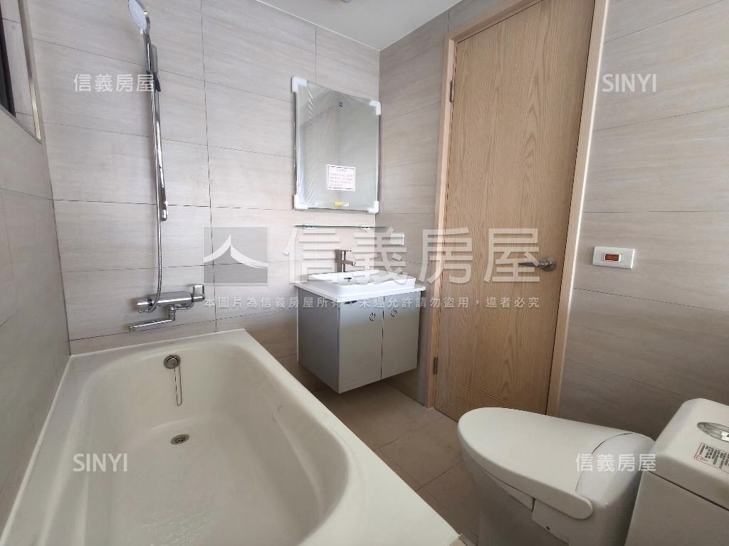 長安琚高樓四房車位美宅房屋室內格局與周邊環境