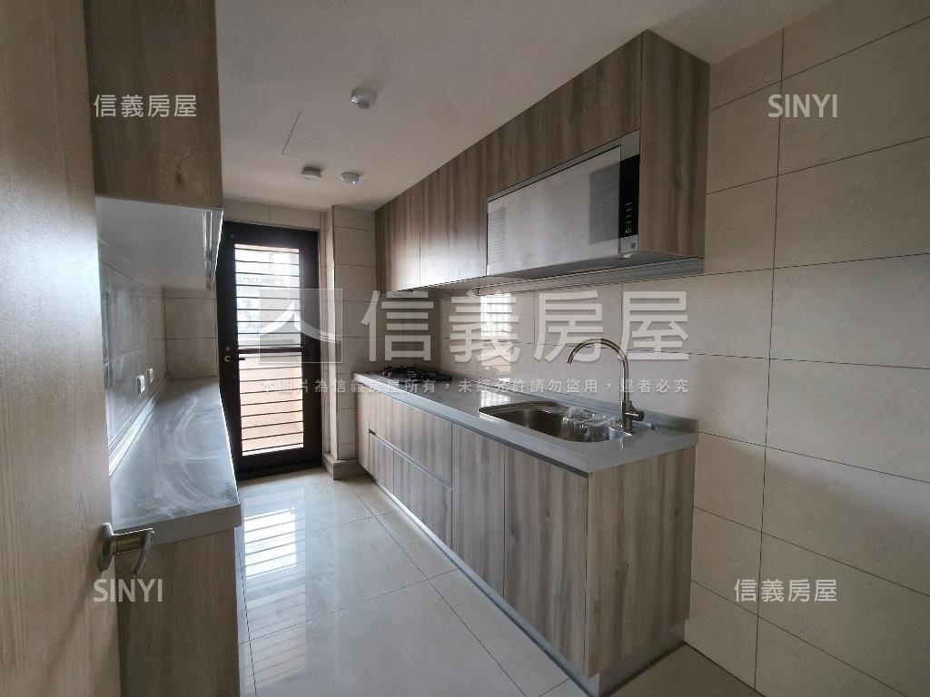 長安琚高樓四房車位美宅房屋室內格局與周邊環境