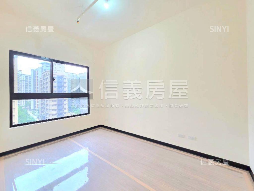 忠孝苑夕陽美景配Ｂ１車位房屋室內格局與周邊環境