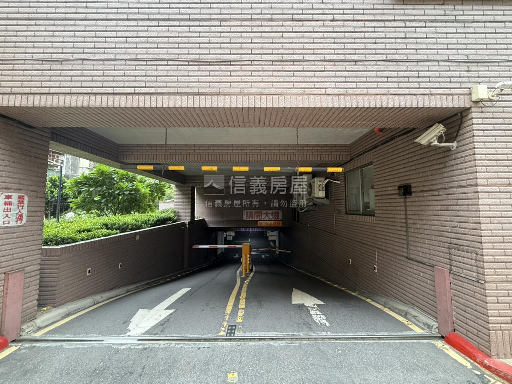 國泰麗都首選四房車位房屋室內格局與周邊環境
