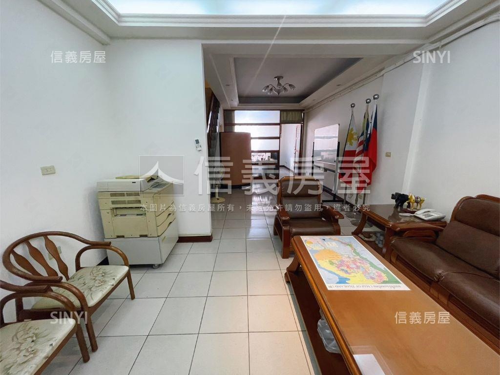 南區穩定收租透店房屋室內格局與周邊環境