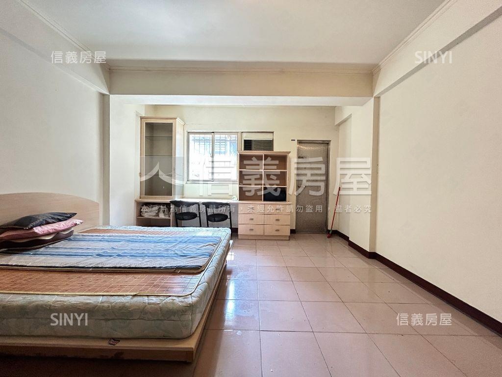 南區穩定收租透店房屋室內格局與周邊環境