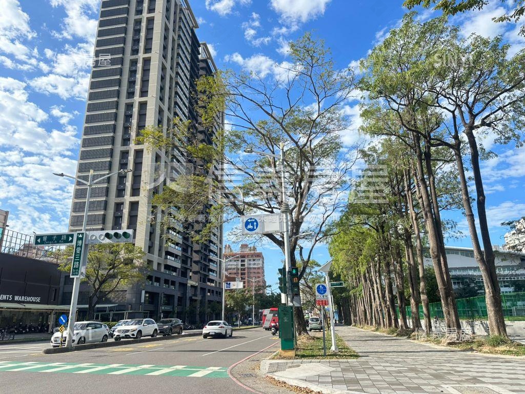 漢神巨蛋˙質感２＋１美邸房屋室內格局與周邊環境