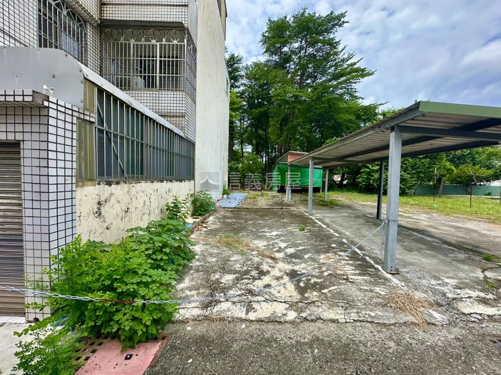 南區臨公園土地房屋室內格局與周邊環境