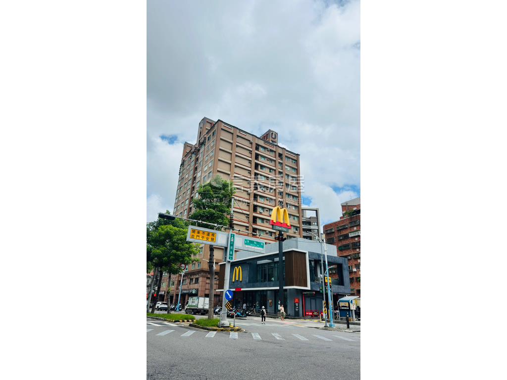 中正金雞母房屋室內格局與周邊環境