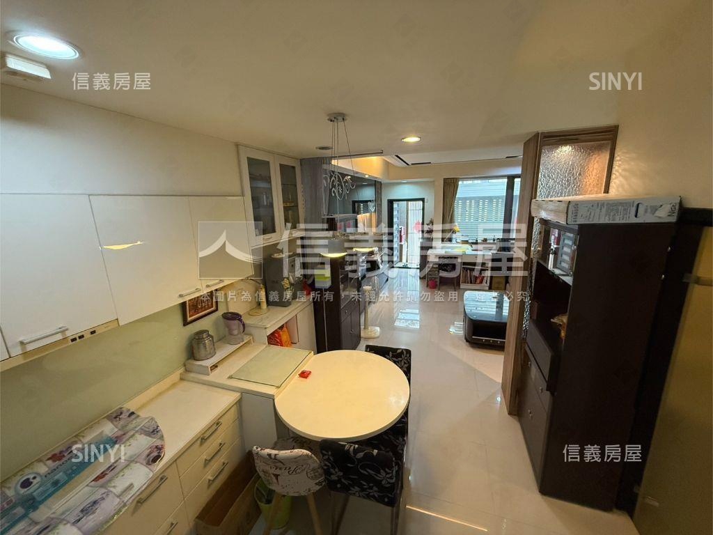 近新都生態公園●臨路美墅房屋室內格局與周邊環境