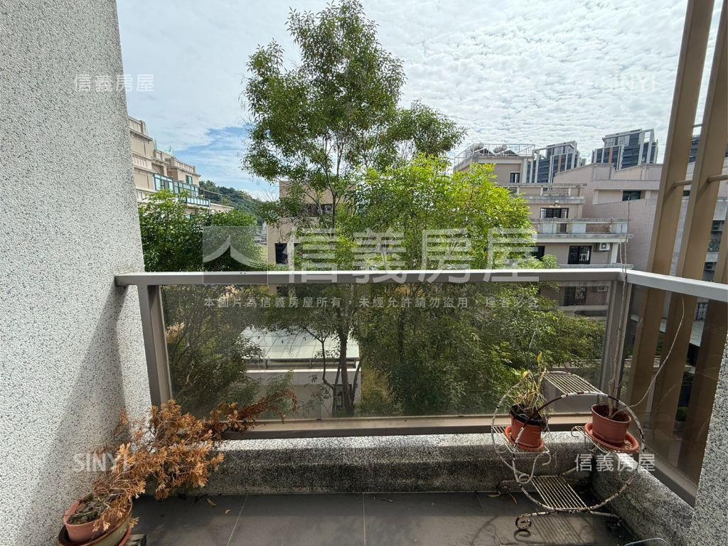 近新都生態公園●臨路美墅房屋室內格局與周邊環境