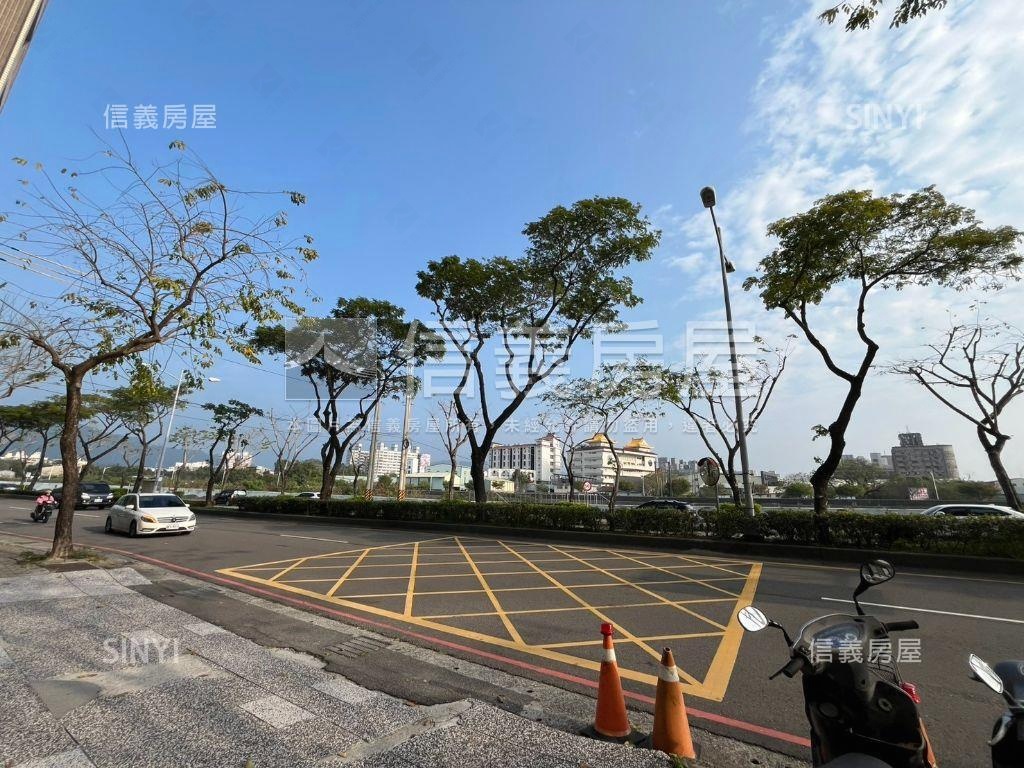 新光和園約８米面寬樓店房屋室內格局與周邊環境