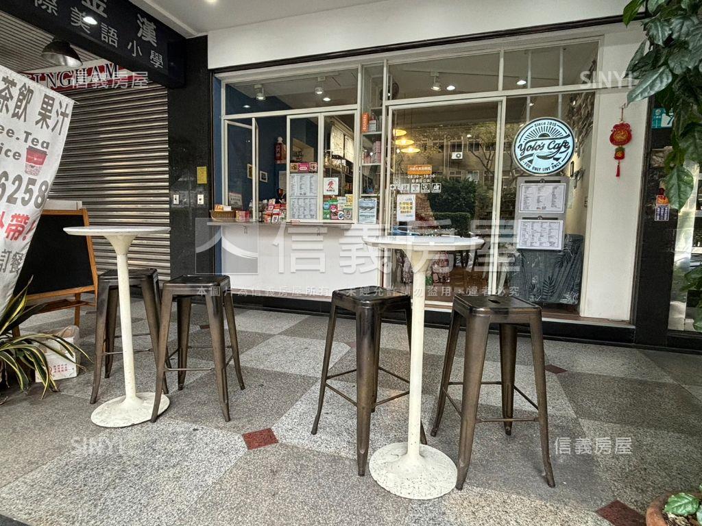 重陽富貴。統聯旁邊金店面房屋室內格局與周邊環境