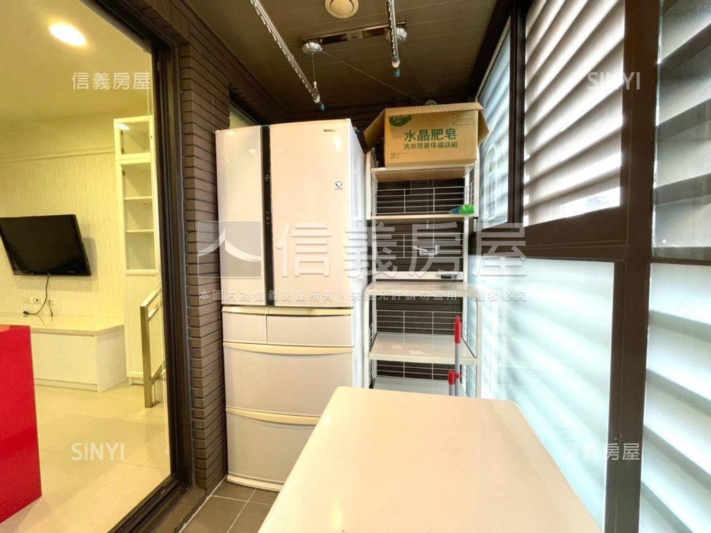 專任大直ＷＩＮＮ捷運美宅房屋室內格局與周邊環境